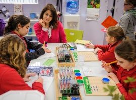 Hoa Phượng Đỏ Kindergarten School